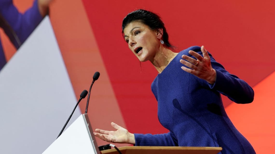 Sahra Wagenknecht, Co-Vorsitzende des BSW: In ihrer Rede auf dem Parteitag in Bonn schießt die Politikerin verbal gegen ihre Konkurrenz.