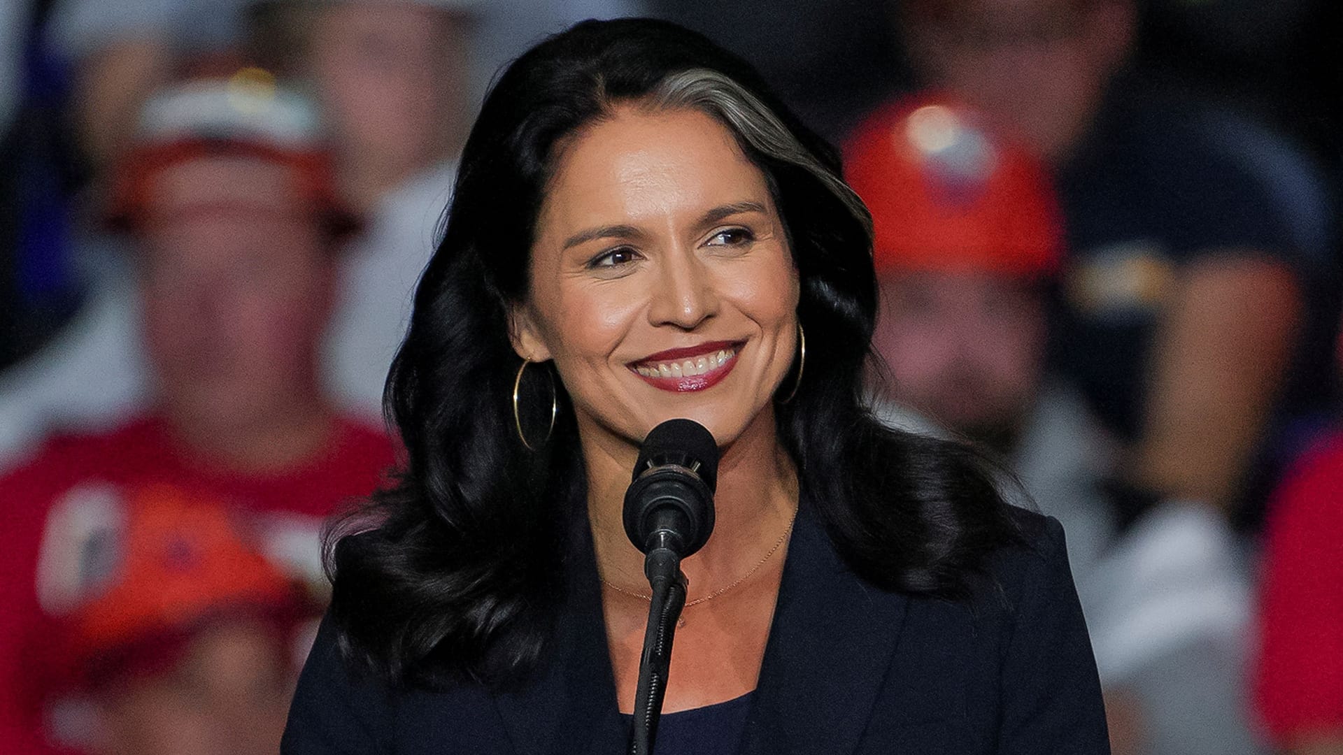 Frühere Abgeordnete für die Demokraten und die Republikaner: Tulsi Gabbard soll Trumps Oberaufseherin über die US-Geheimdienste werden.