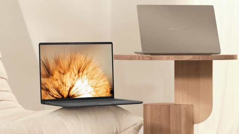 Asus ZenBook A14: Das 900 Gramm schwere Notebook soll ab Februar 2025 erhältlich sein.