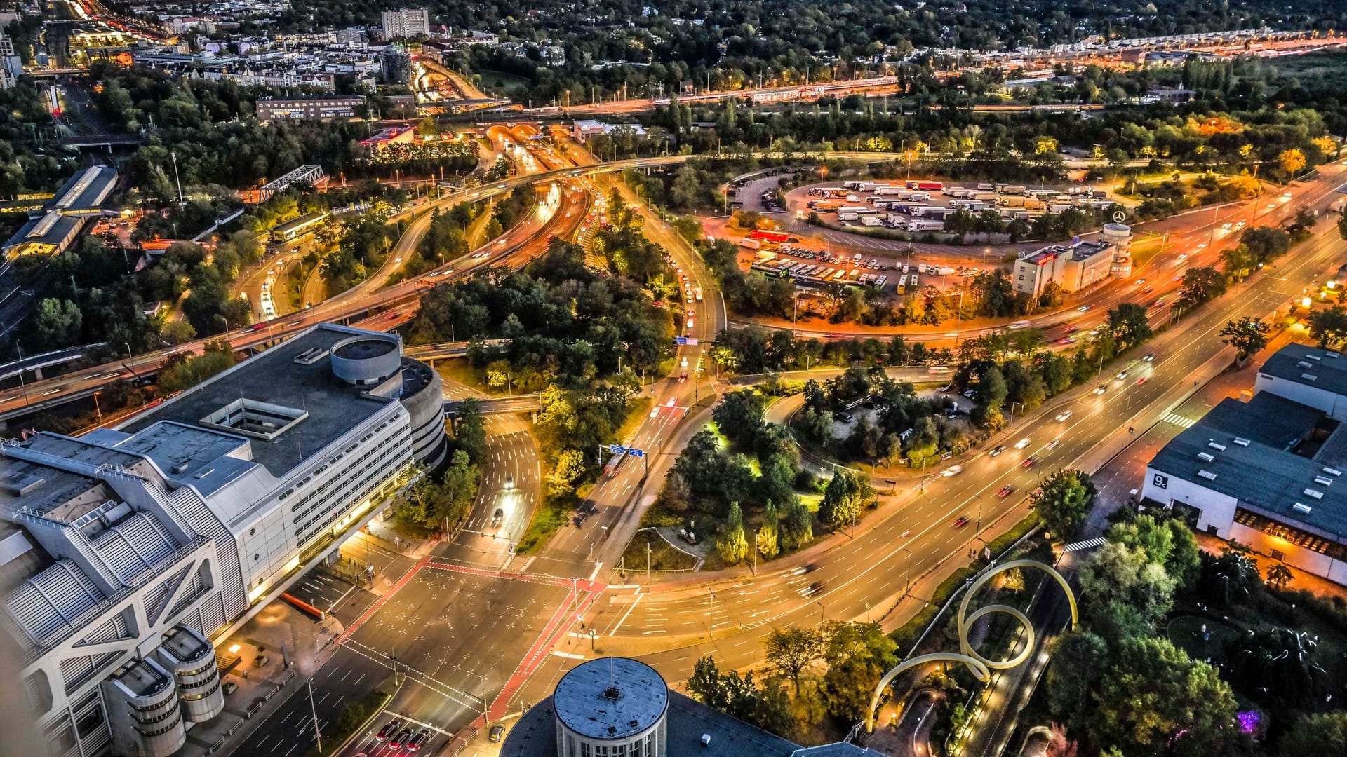 Autobahndreieck Funkturm, Stadtautobahn A 100, AVUS A 115, Charlottenburg, Berlin, Deutschland