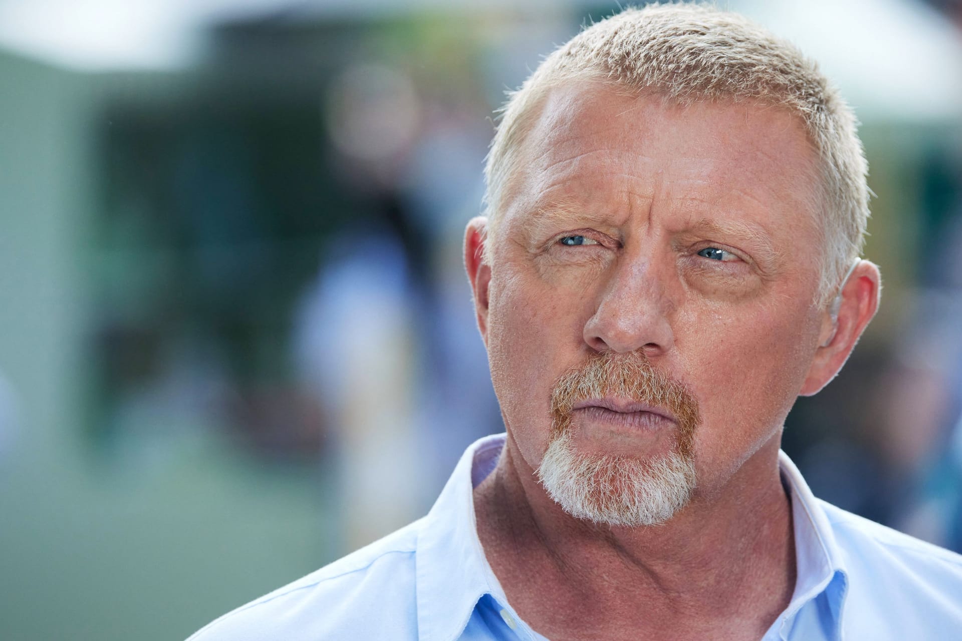 Boris Becker: Er ist in der neuen Netflix-Show "Bear Hunt – Die Promi-Jagd" zu sehen.