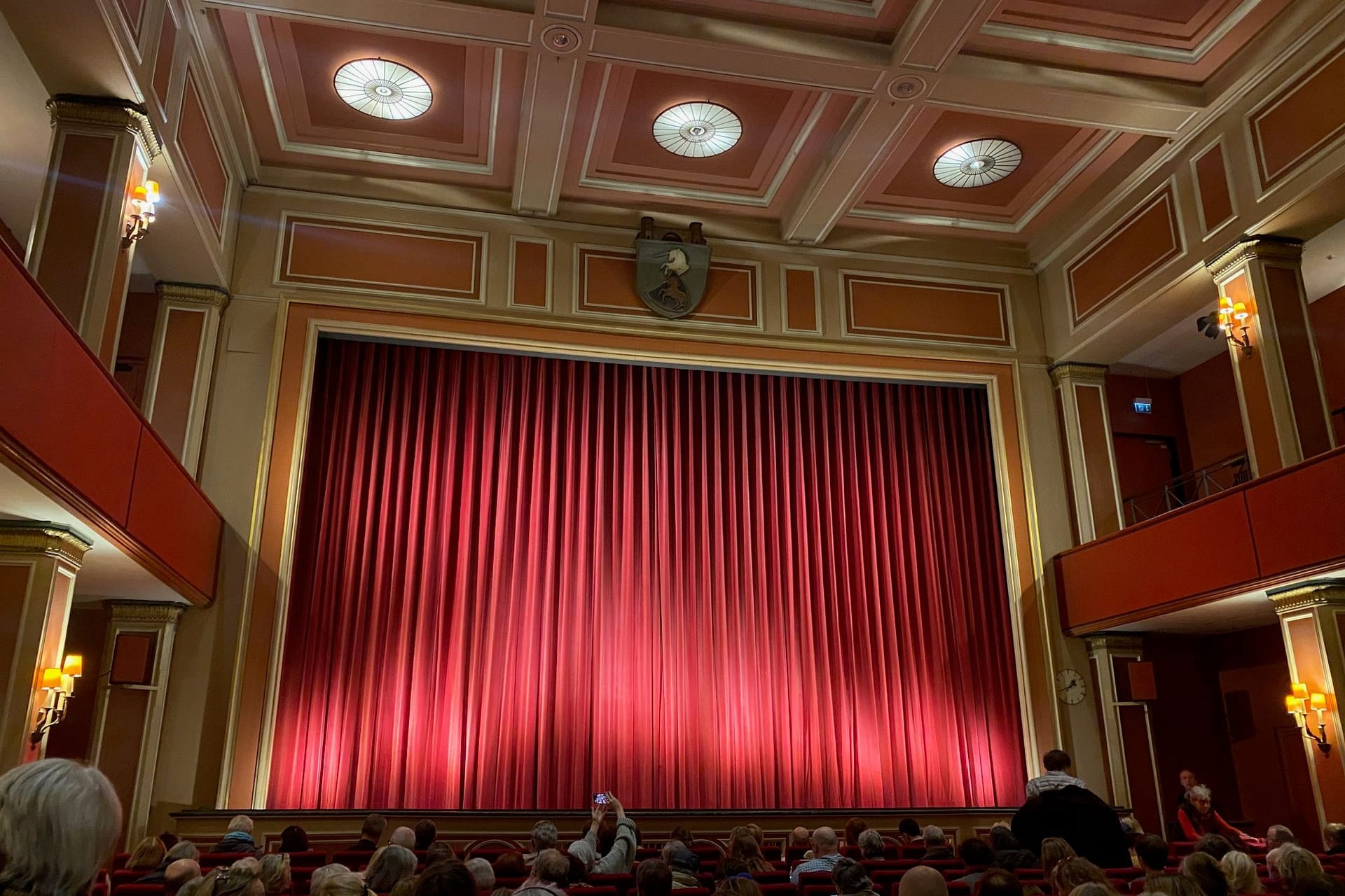 Das Kino am Sendlinger Tor ist für viele Münchner ein Stück Kultur. Die Stadt will sich für seinen Erhalt einsetzen.