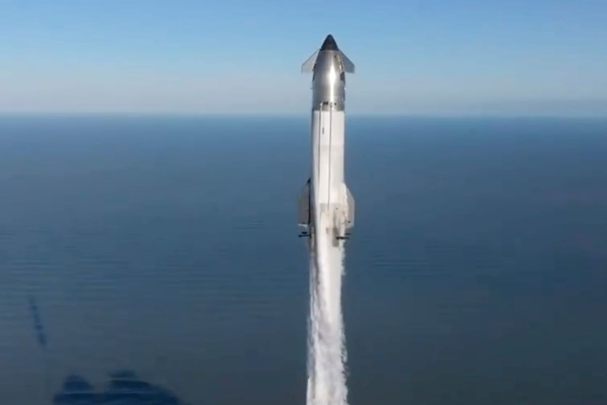 Die Starship-Rakete von SpaceX beim Start in Texas.