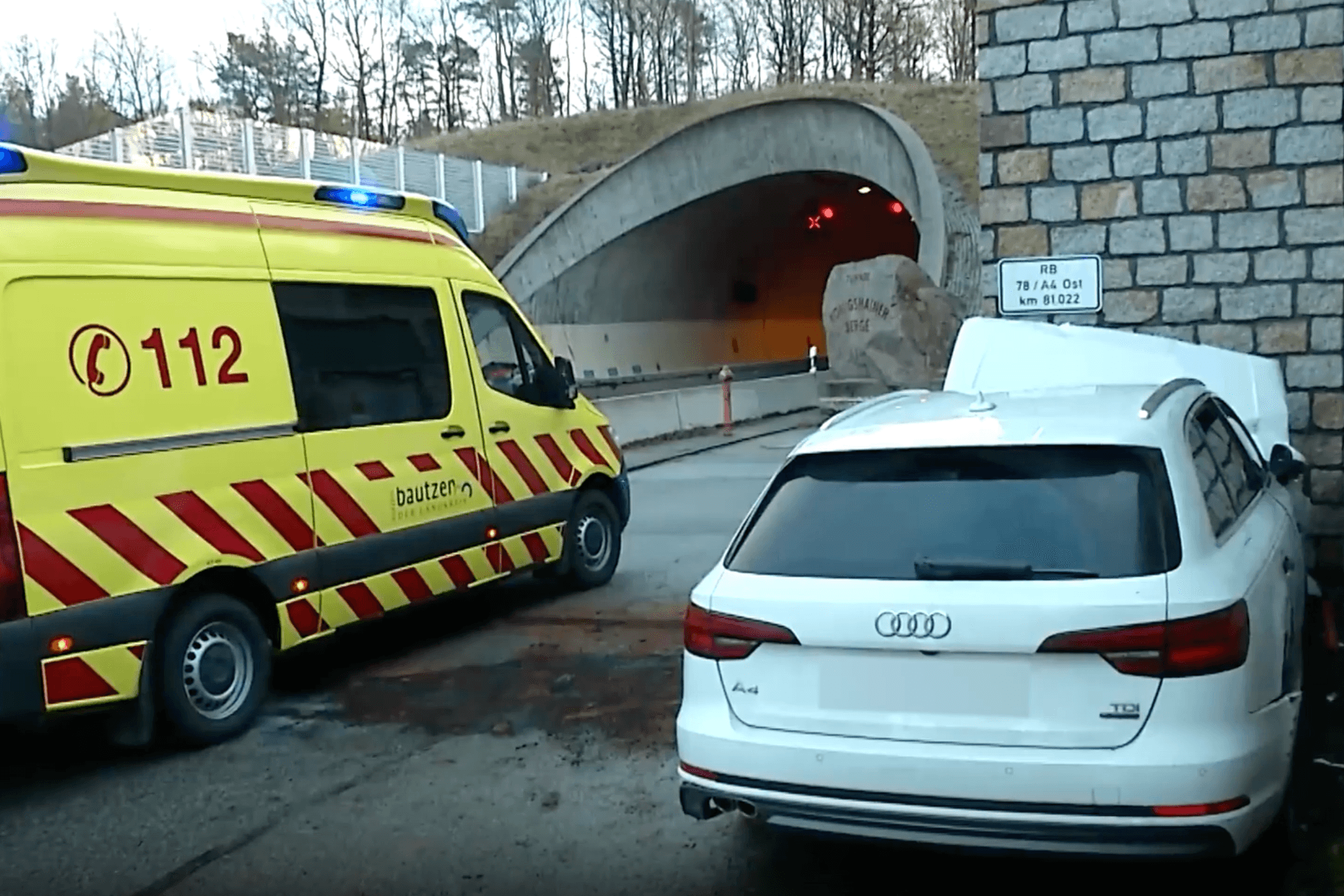 Unfall nach Verfolgungsjagd auf der Autobahn in der Nähe von Görtlitz