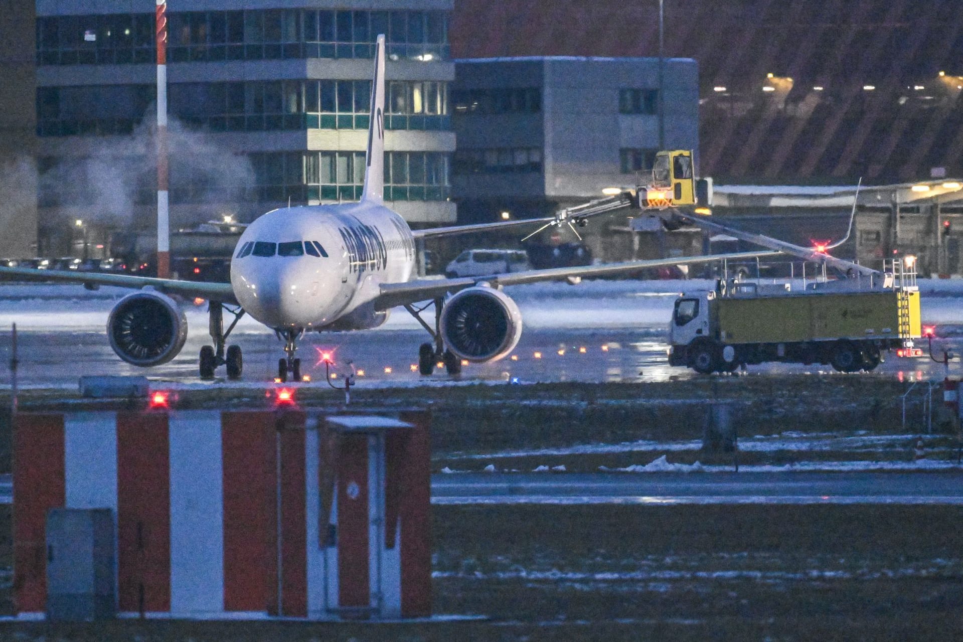 Eisregen am Stuttgarter Flughafen