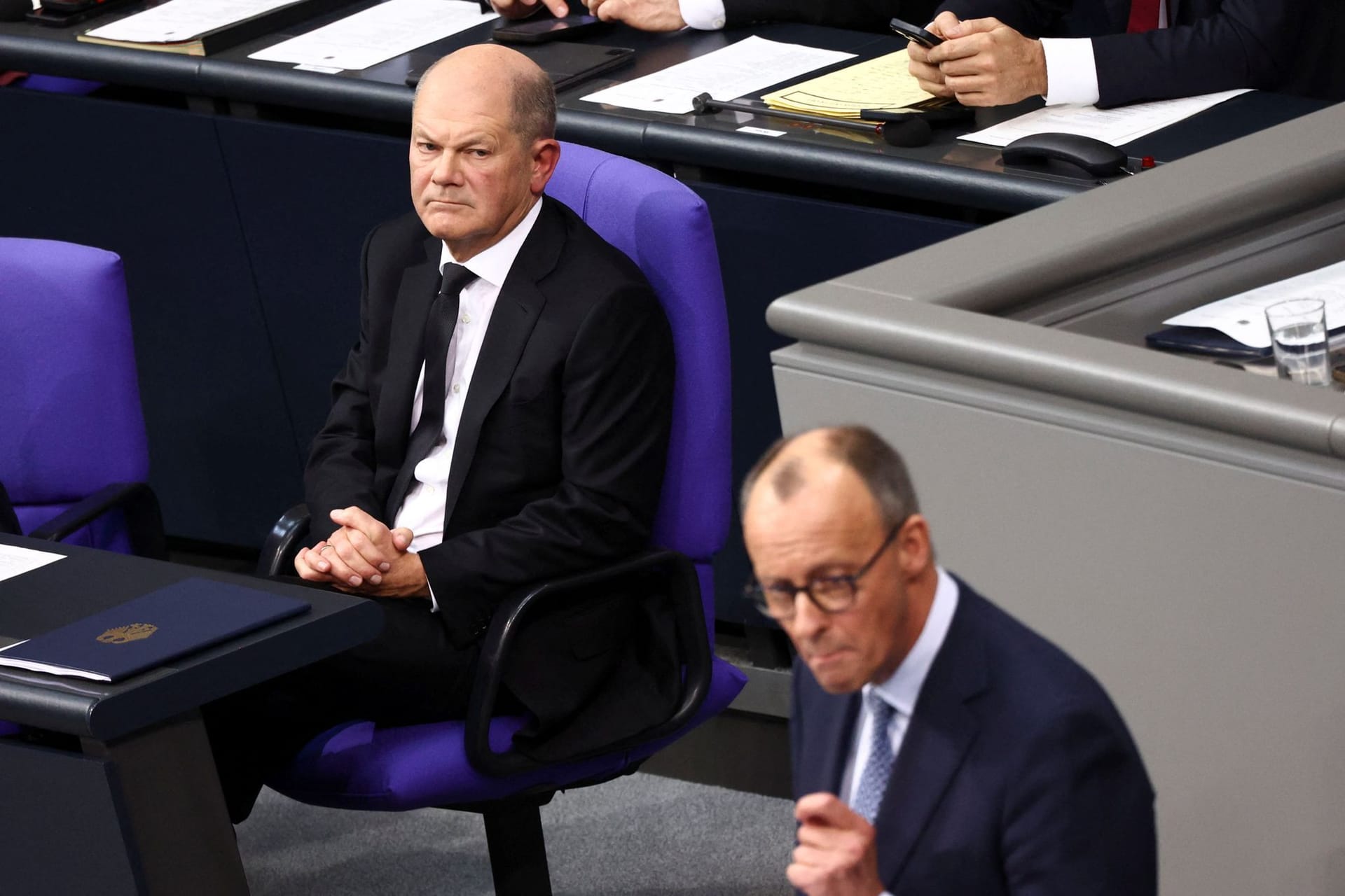 "Das ist ein Tabubruch", sagt Olaf Scholz über Merz' Machtmanöver.