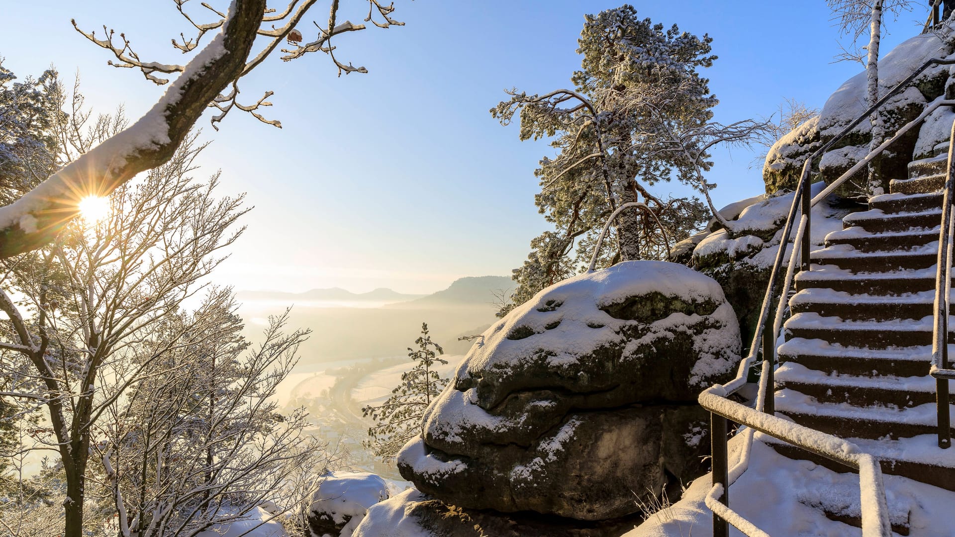 Der verschneite Bastei-Aufstieg: