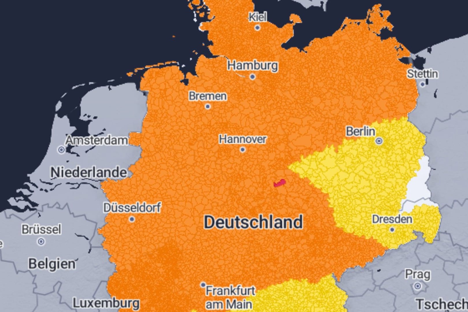 Amtliche Warnungen vor Sturmböen: Weite Teile Deutschlands sind betroffen.