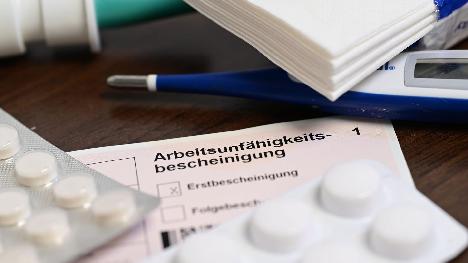 Arbeitsunfähigkeitsbescheinigung und Medikamente