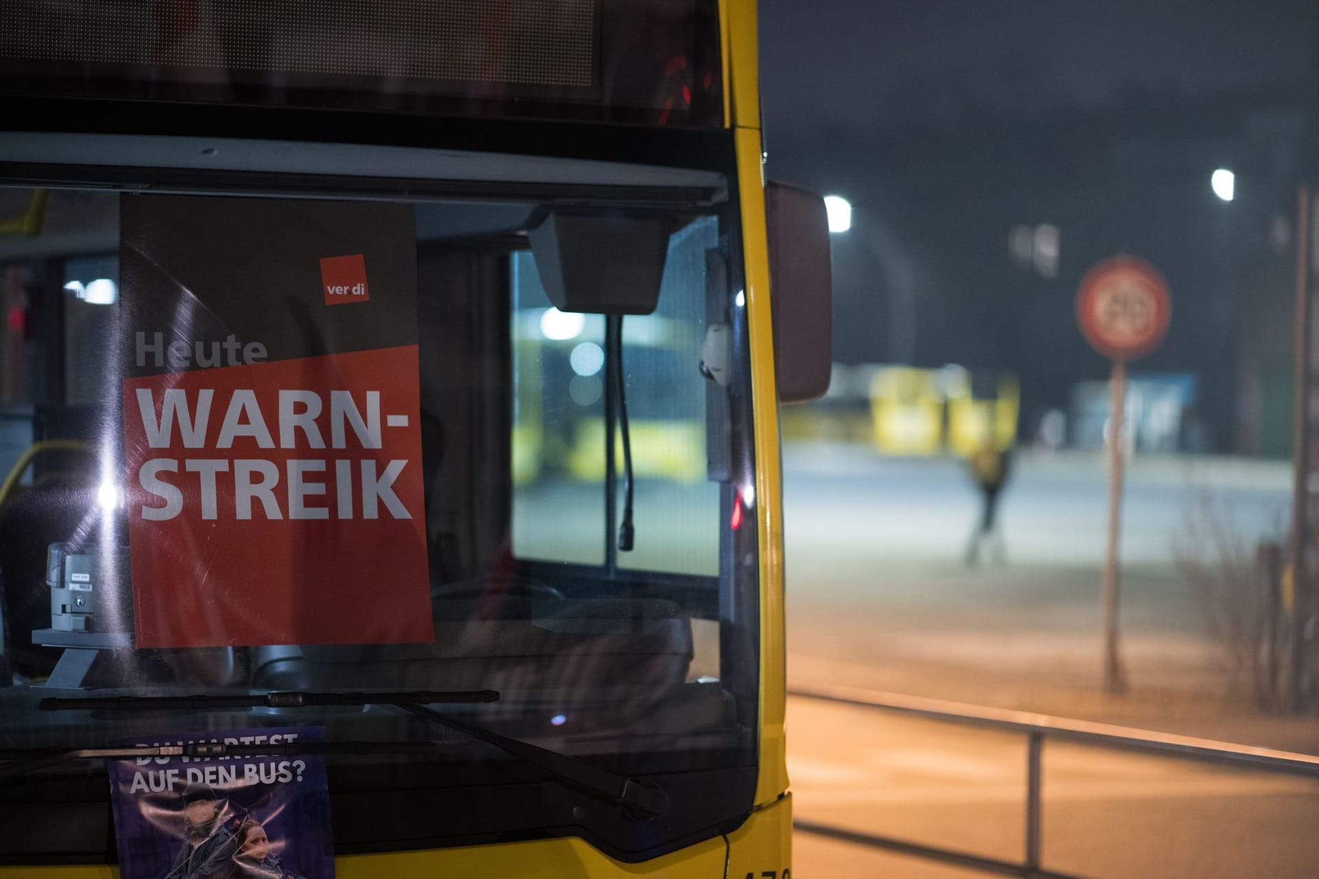 Warnstreiks im öffentlichen Nahverkehr - Berlin