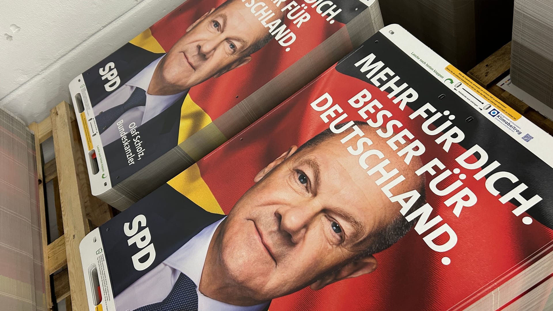 Bundeskanzler Olaf Scholz (SPD): Sein Gesicht auf einem sogenannten Spitzenkandidaten-Plakat.