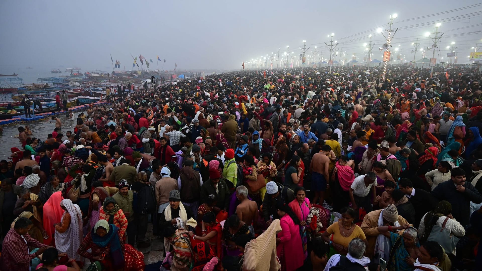 Hinduistisches Maha Kumbh Fest in Indien