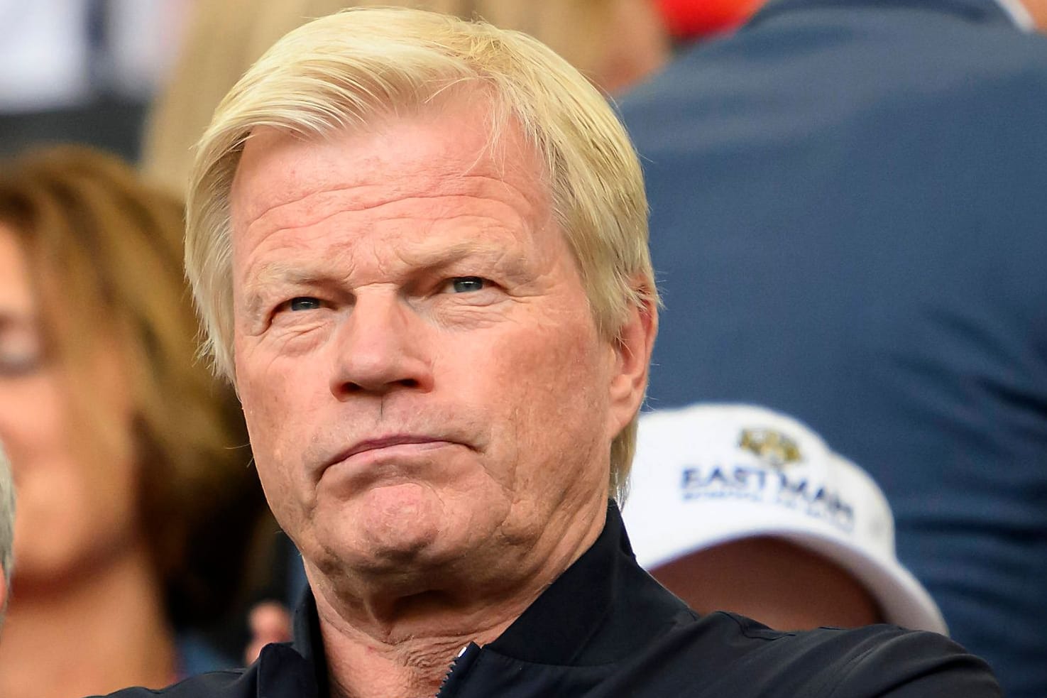 Oliver Kahn: Der ehemalige Vorstandschef des FC Bayern will weiter im Fußball aktiv sein.