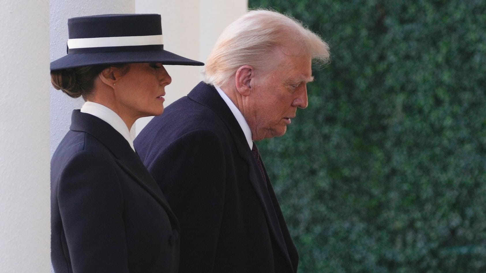 Melania und Donald Trump: Sie besuchen den Gottesdienst in der St. John's Church.