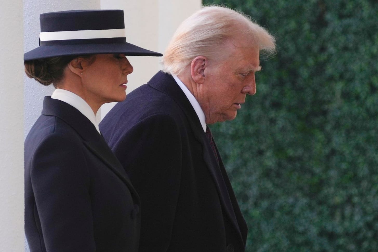 Melania und Donald Trump: Sie besuchen den Gottesdienst in der St. John's Church.