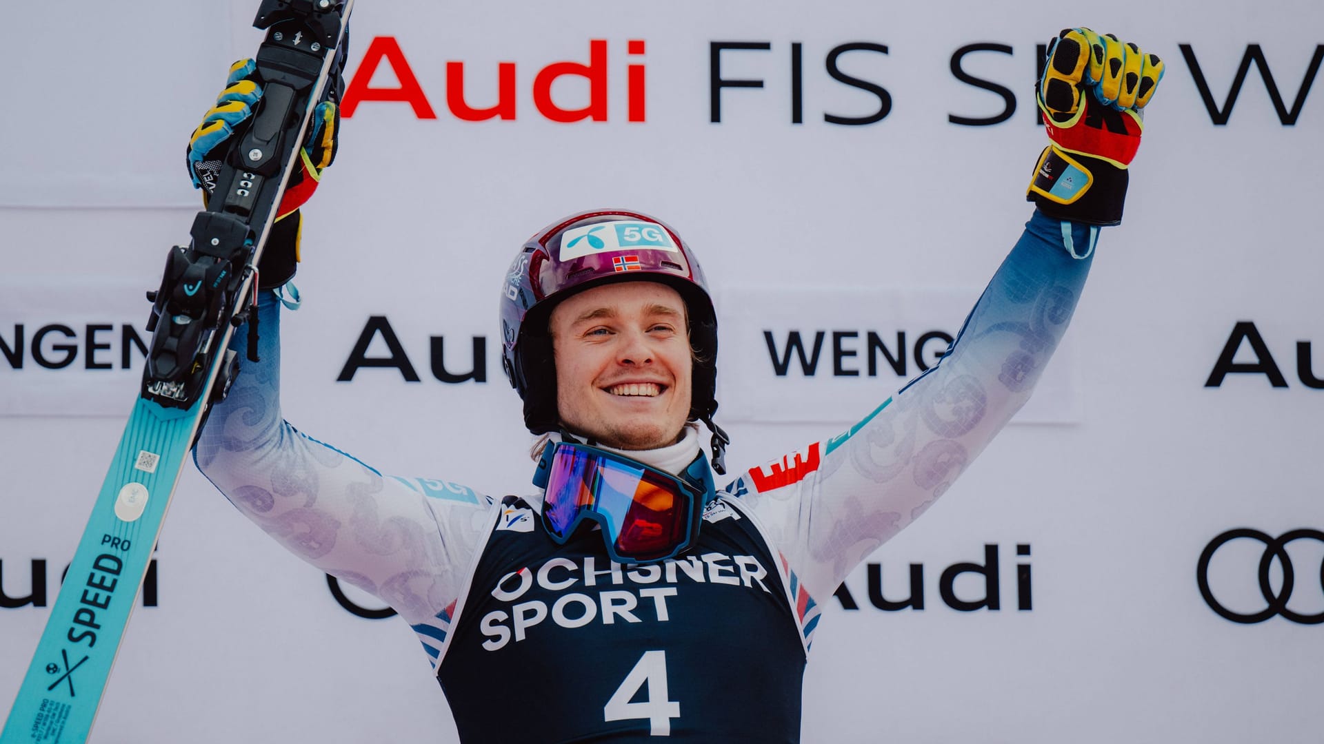 Ein stolzer Atle Lie McGrath nach seinem Sieg in Wengen.