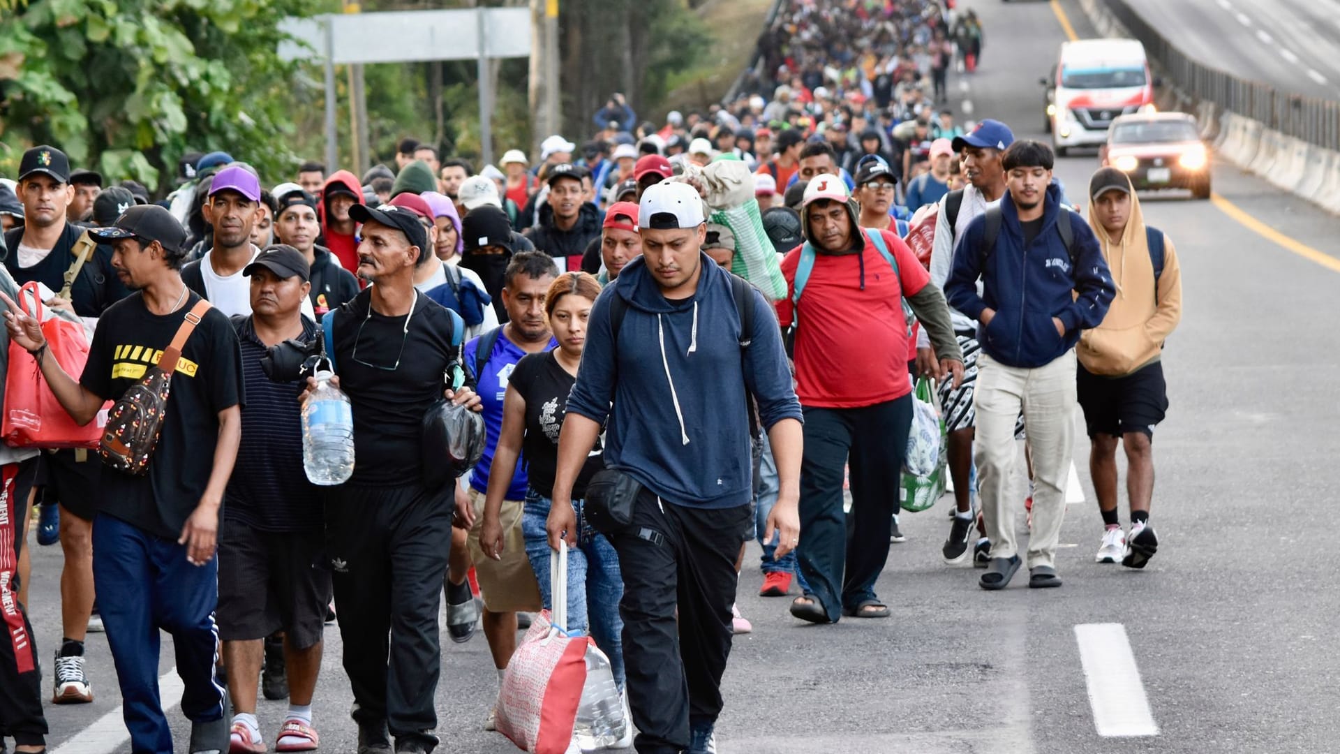 Mexiko, Tapachula: Migranten versuchen, die Grenze zu den USA zu erreichen.