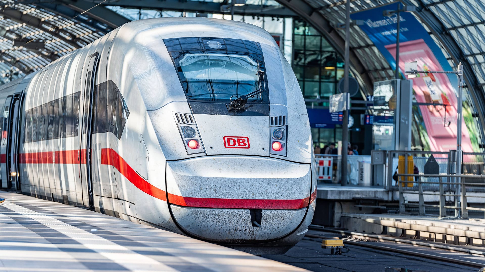 ICE am Berliner Hauptbahnhof. (Symbolfoto)