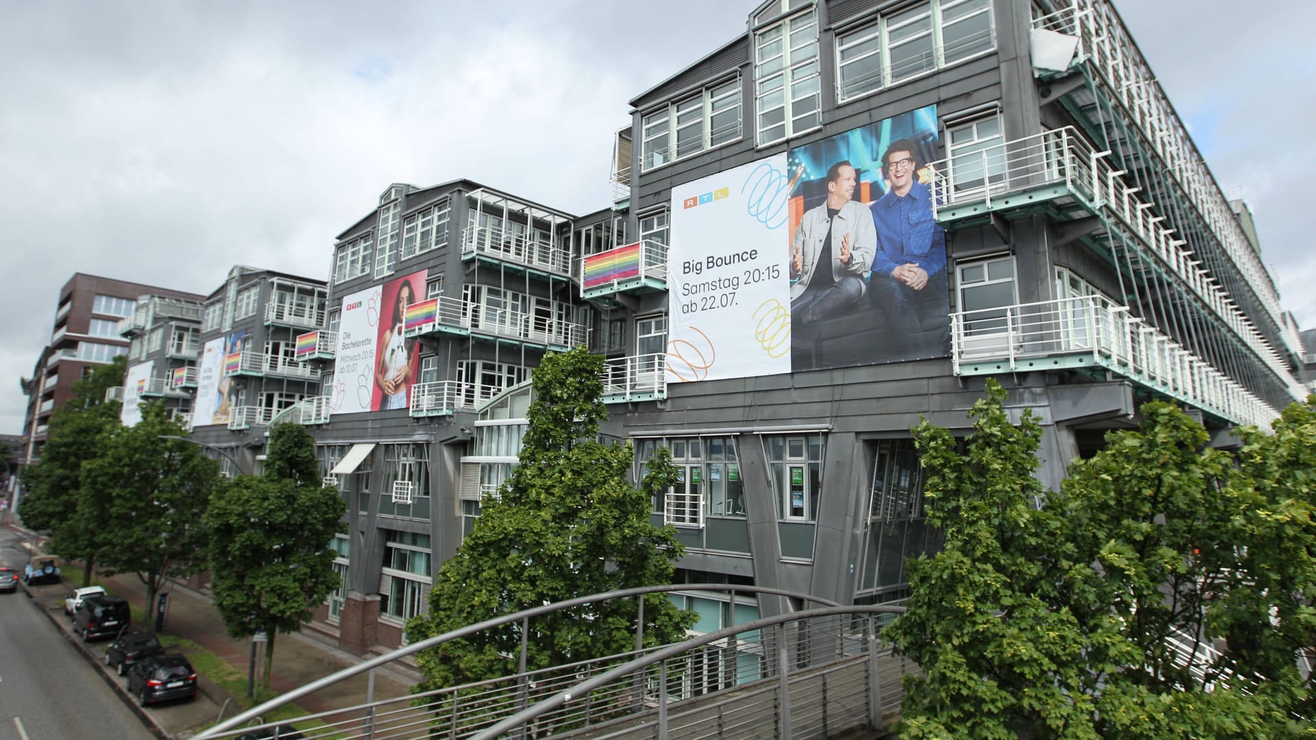 Das Verlagsgebäude von RTL Deutschland am Baumwall (Archivbild): Der Medienriese hat neue Büros in der Hafencity bezogen.