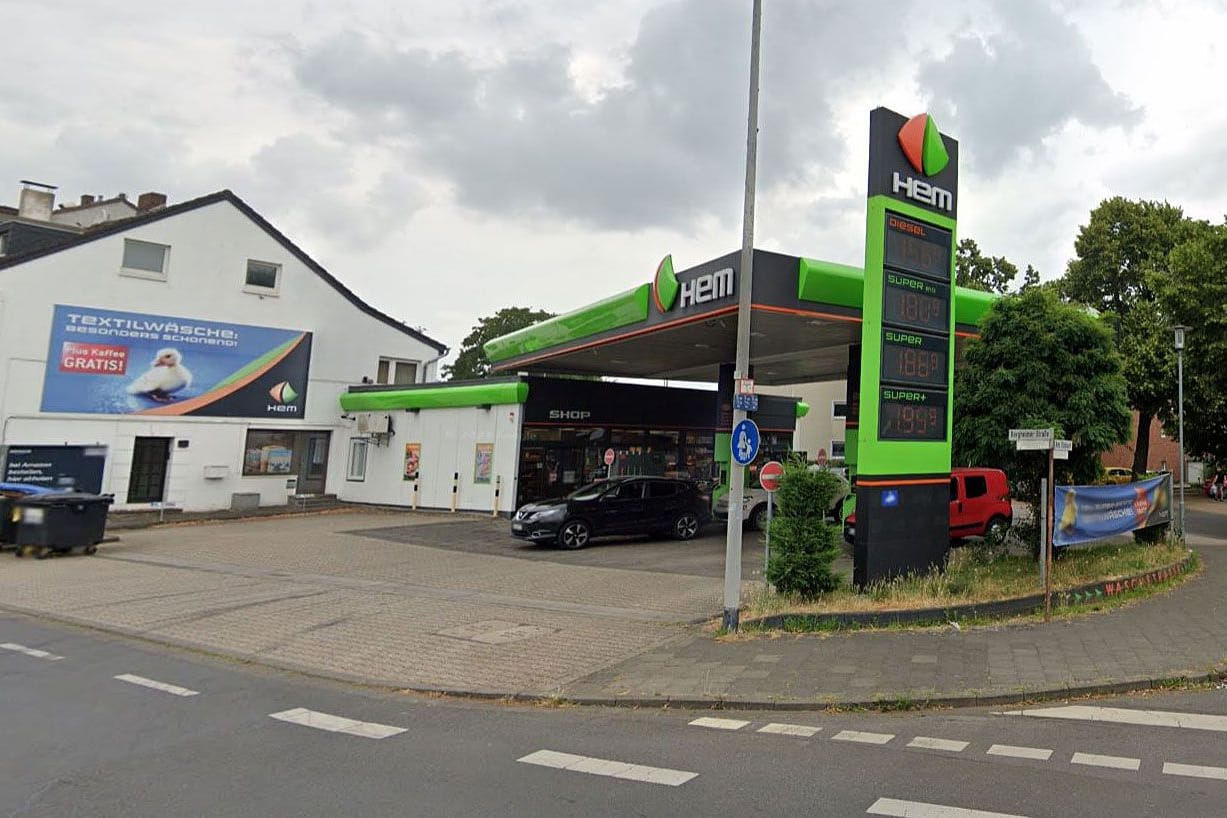 Die Tankstelle in Grevenbroich: Hier kam es zu dem tragischen Vorfall.