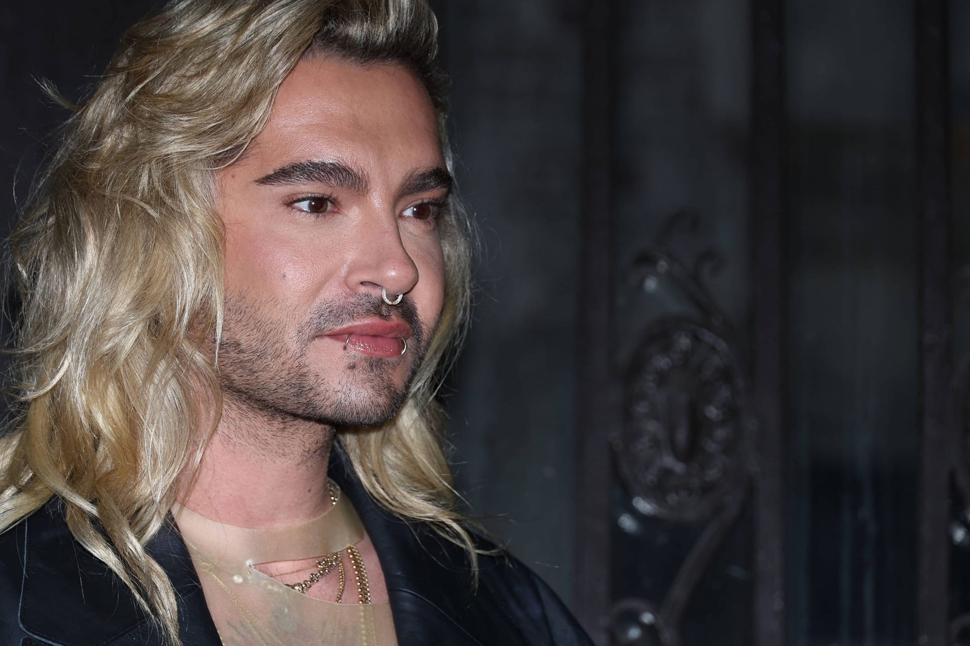 Bill Kaulitz: Der Sänger musste sein Haus in den Hollywood Hills verlassen.