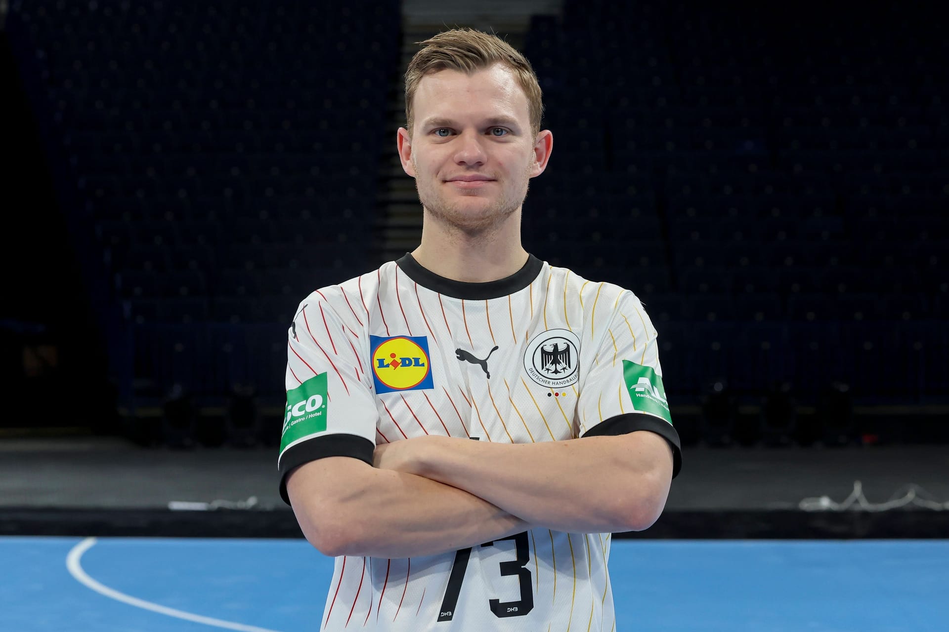 Timo Kastening (Rechtsaußen, MT Melsungen): Der treffsichere 29-Jährige gab 2019 sein Debüt in der A-Nationalmannschaft und wurde nur ein Jahr später nach einer starken Europameisterschaft zu Deutschlands Handballer des Jahres gewählt. Sein Status als Fan-Liebling bekam einen Schlag, als er im Januar 2022 mit 1,6 Promille hinter dem Steuer erwischt wurde. Ging im Nachgang aber offen mit seinem Fehler um und zeigte sich reumütig.