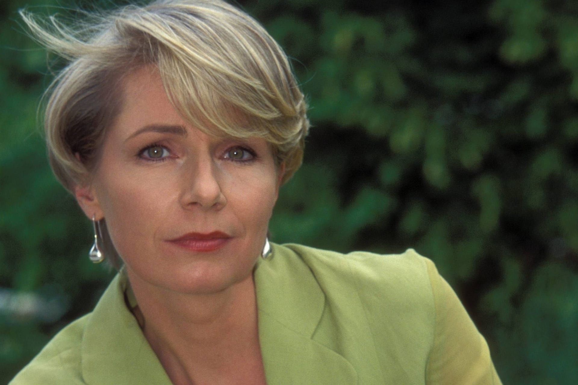 Nora von Collande: Von 1993 bis 2003 war sie Teil des "Forsthaus Falkenau"-Casts.