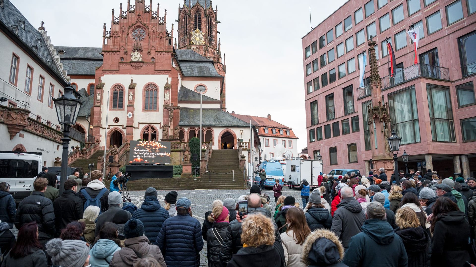 Nach tödlichem Angriff in Aschaffenburg - Trauerfeier