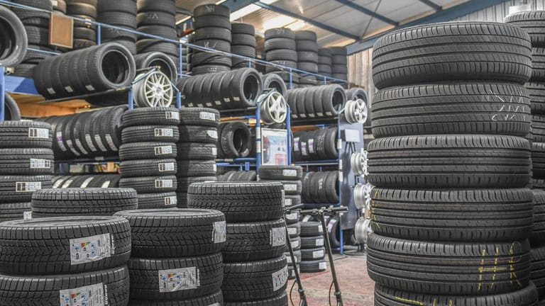 Wheelscompany aus Sottrum ist insolvent: Reifenhändler macht weiter