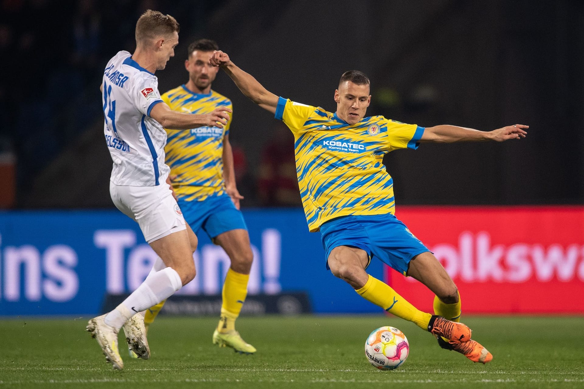 Filip Benkovic von Eintracht Braunschweig