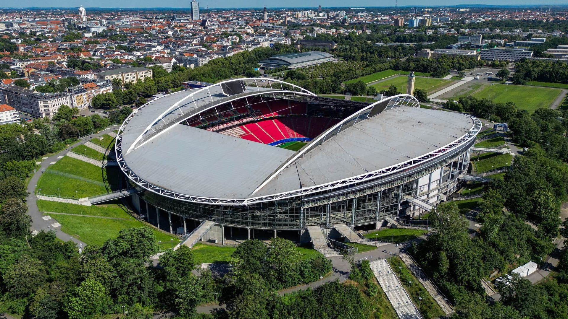 Fußball-Europameisterschaft - Leipzig Stadion