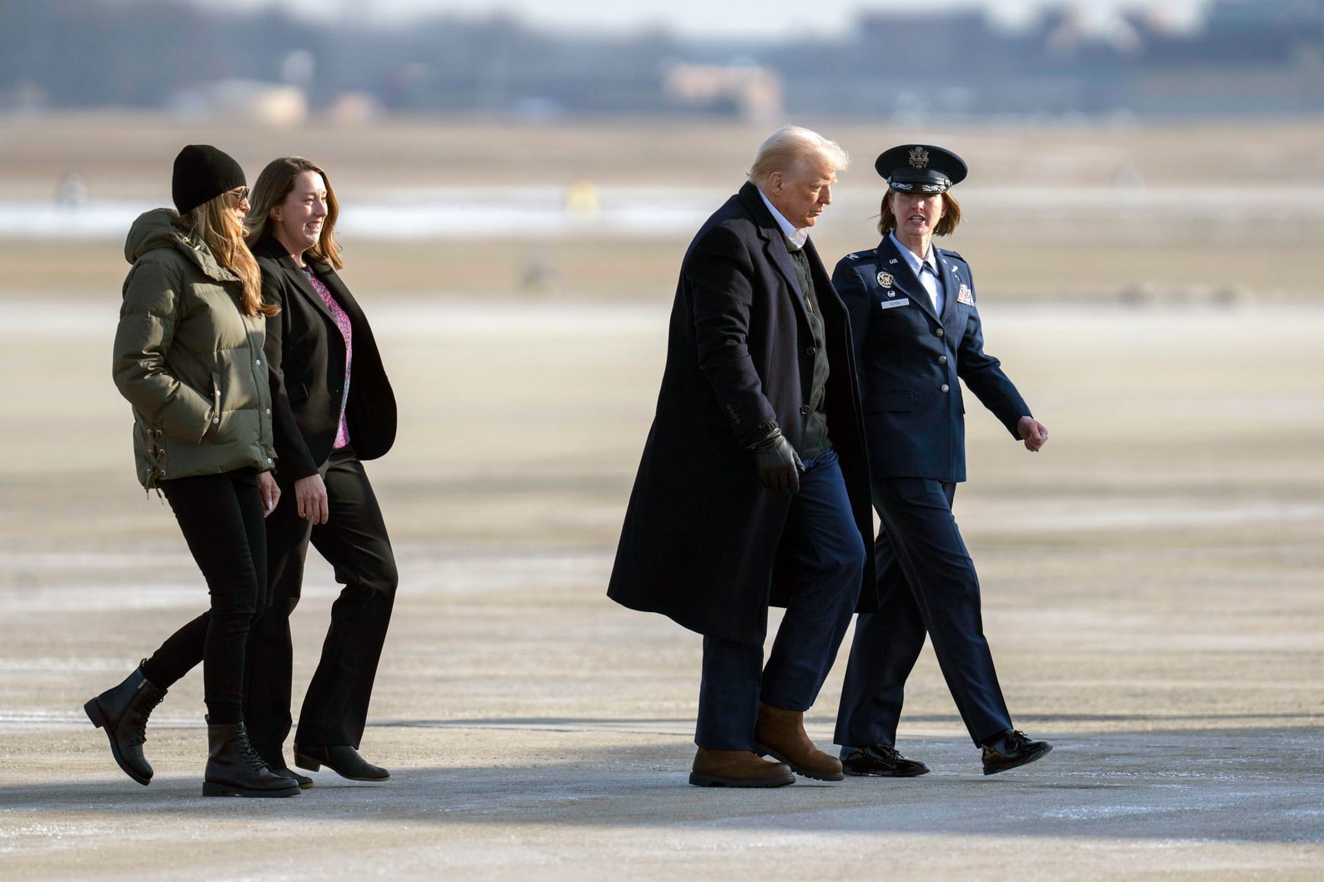 Trump reist nach North Carolina und Kalifornien