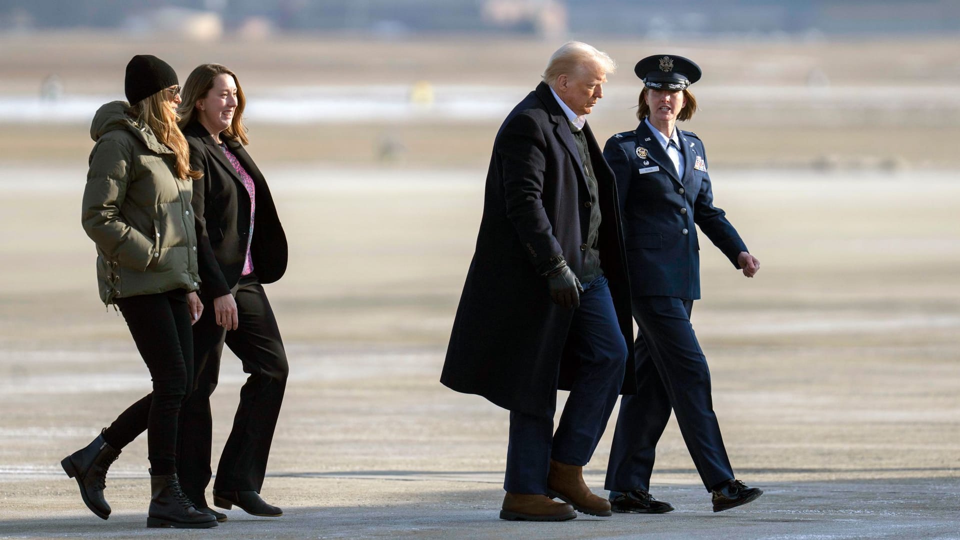 Trump reist nach North Carolina und Kalifornien