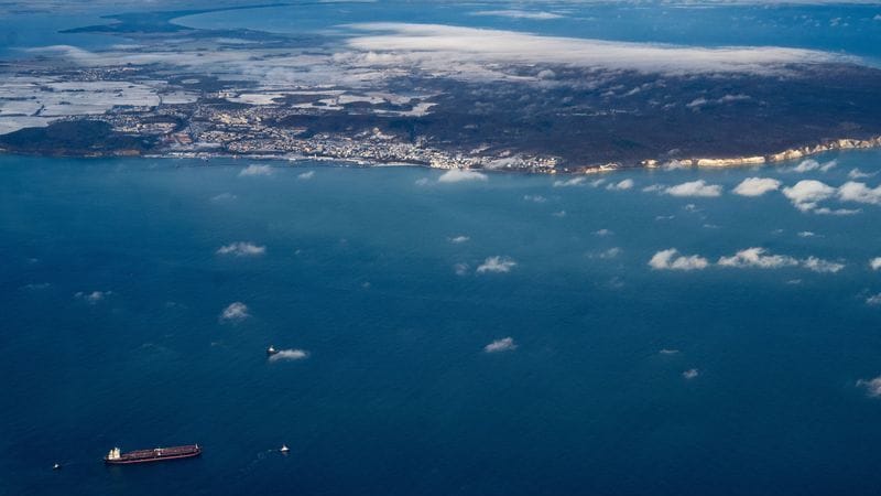 Der manövrierunfähige Tanker „Eventin“; Das Schiff der russischen Geisterflotte havarierte in der Ostsee.