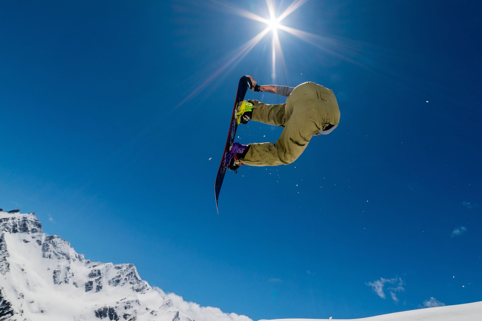 Snowboarder (Symbolbild): Ein bekanntes Gesicht der Szene ist gestorben.