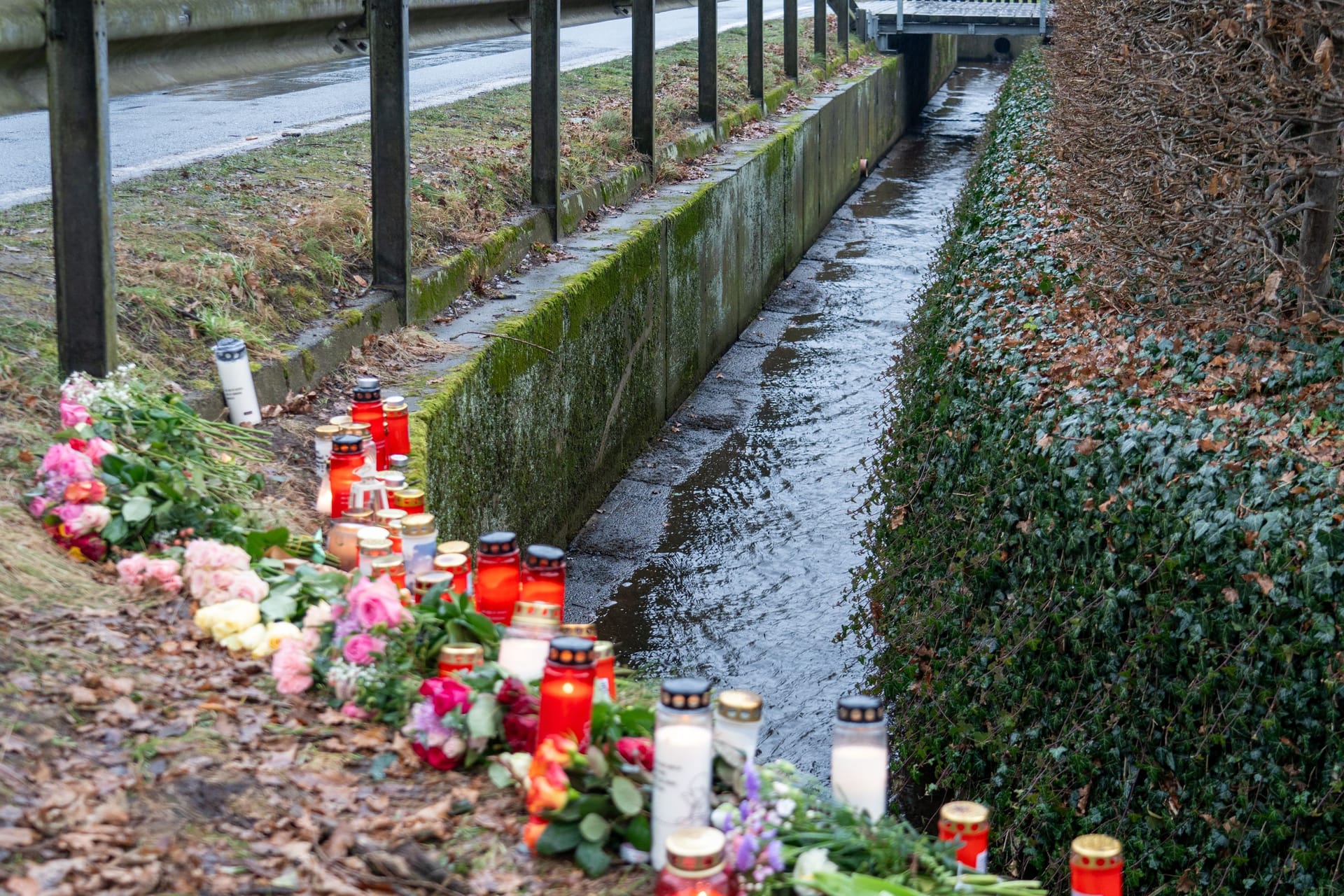 Der Graben in Otter: Hier kam ein 17-Jähriger zu Tode.