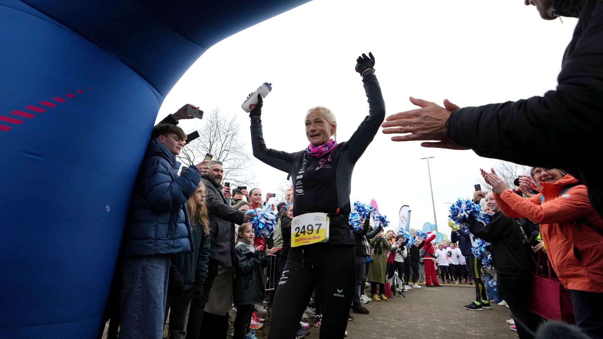 Hilde Dosogne im Ziel in Gent.