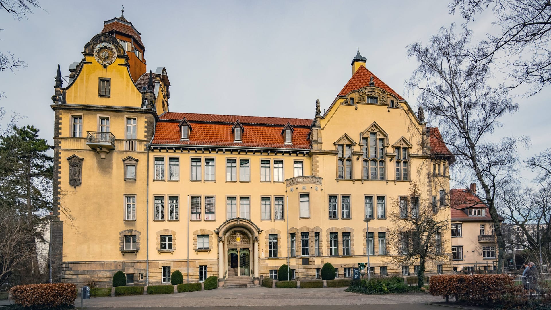 Berlin Tempelhof-Schöneberg OT Friedenau: Friedrich Bergius Schule am Perelsplatz - 24.01.2025 Berlin Schöneberg