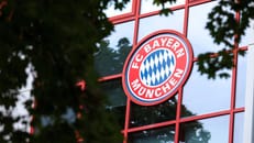 Mann gibt sich als Bayern-Scout aus – und fragt nach Nacktbildern