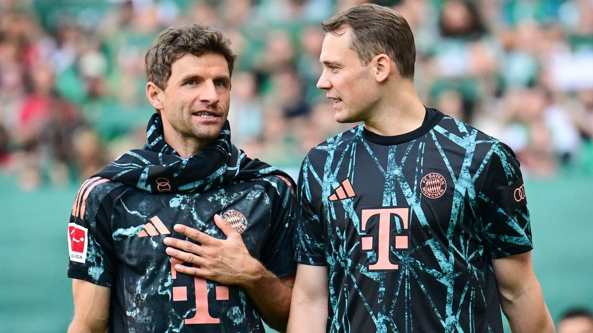 Thomas Müller (l) und Manuel Neuer