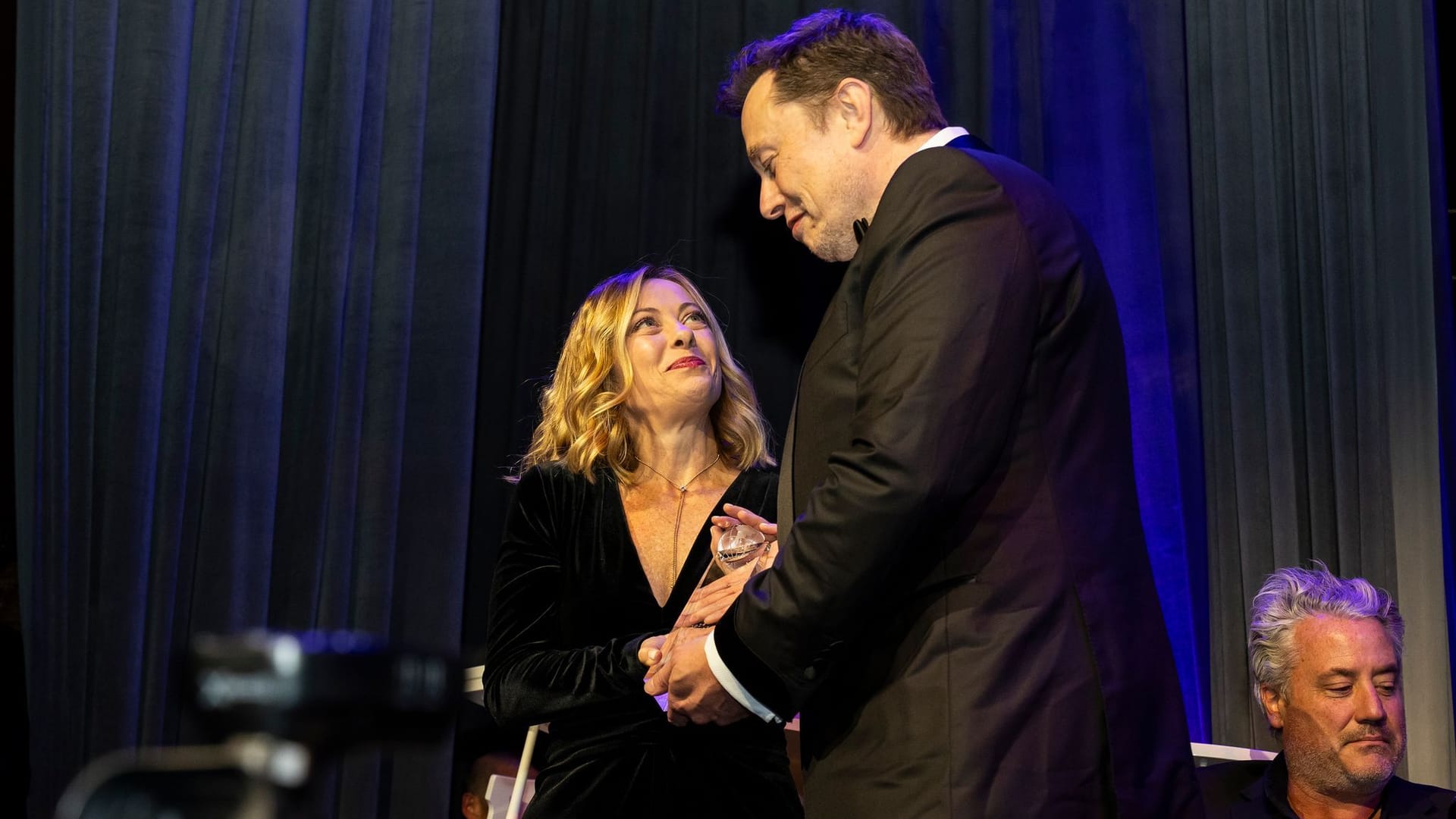 Italiens Regierungschefin Giorgia Meloni und Elon Musk