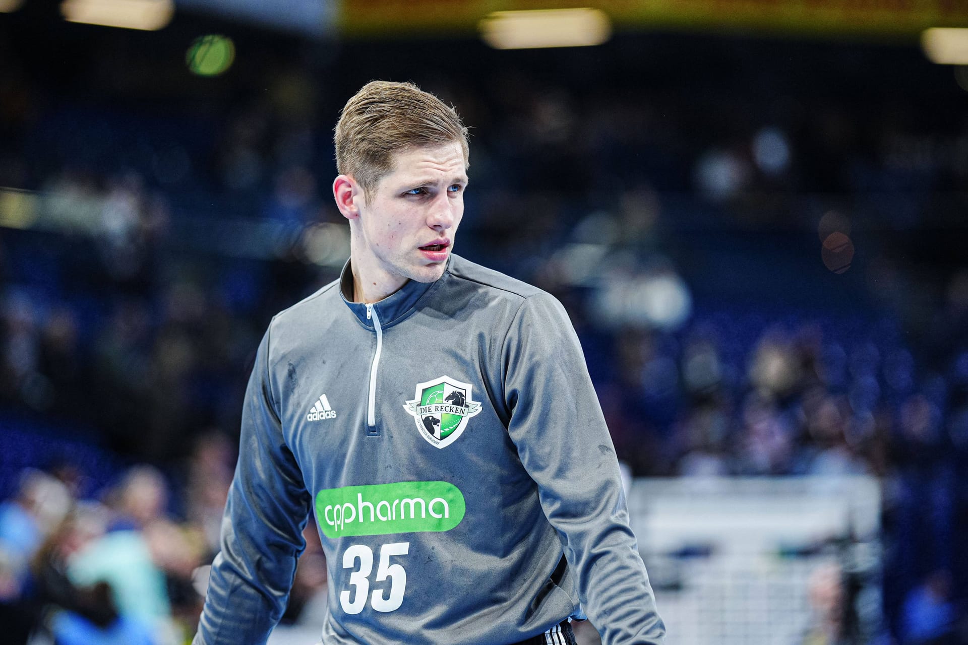 Joel Birlehm (Tor, TSV Hannover-Burgdorf): Für Birlehm ist es eine Rückkehr ins Nationalteam. Er bildete mit Wolff das Duo im deutschen Tor, bis Späth ihn sowohl im Verein bei den Rhein-Neckar Löwen als auch in der Nationalmannschaft verdrängte. Bei der Heim-EM im vergangenen Jahr stand er nicht im Kader. Nach seinem Wechsel nach Hannover nimmt ihn Bundestrainer Gislason aber nun als dritten Torwart wieder mit.