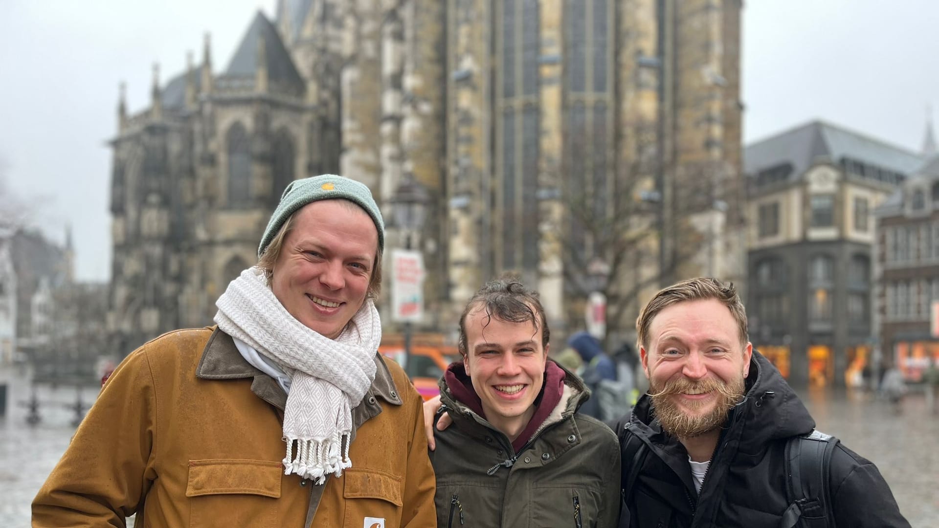 Valentin, Niklas und Christoph: Streuselbrötchen essen sie liebend gern.