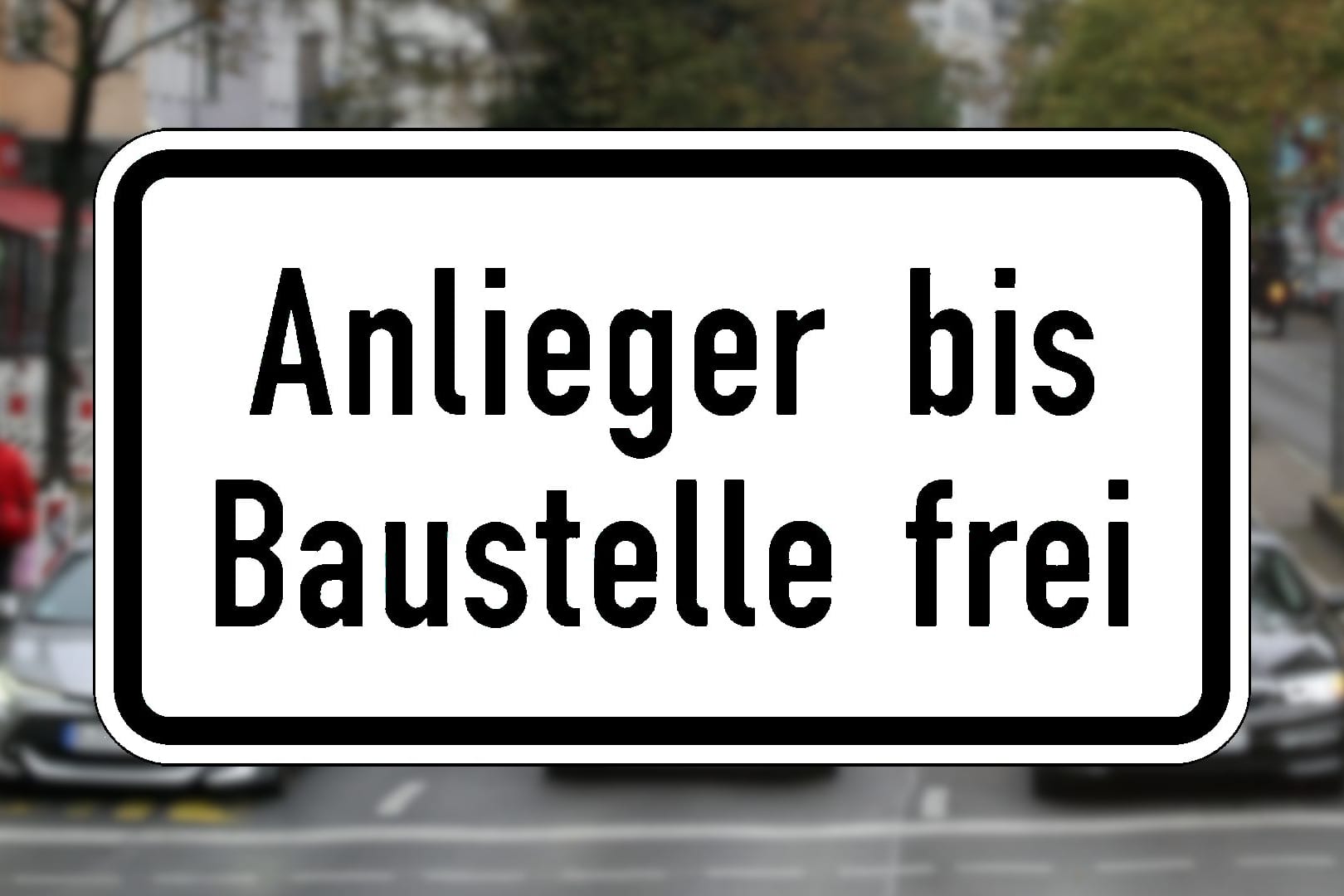 Das Schild „Anlieger frei“: Erlaubnis für Anwohner und Besucher – und eine teure Falle für Abkürzer.