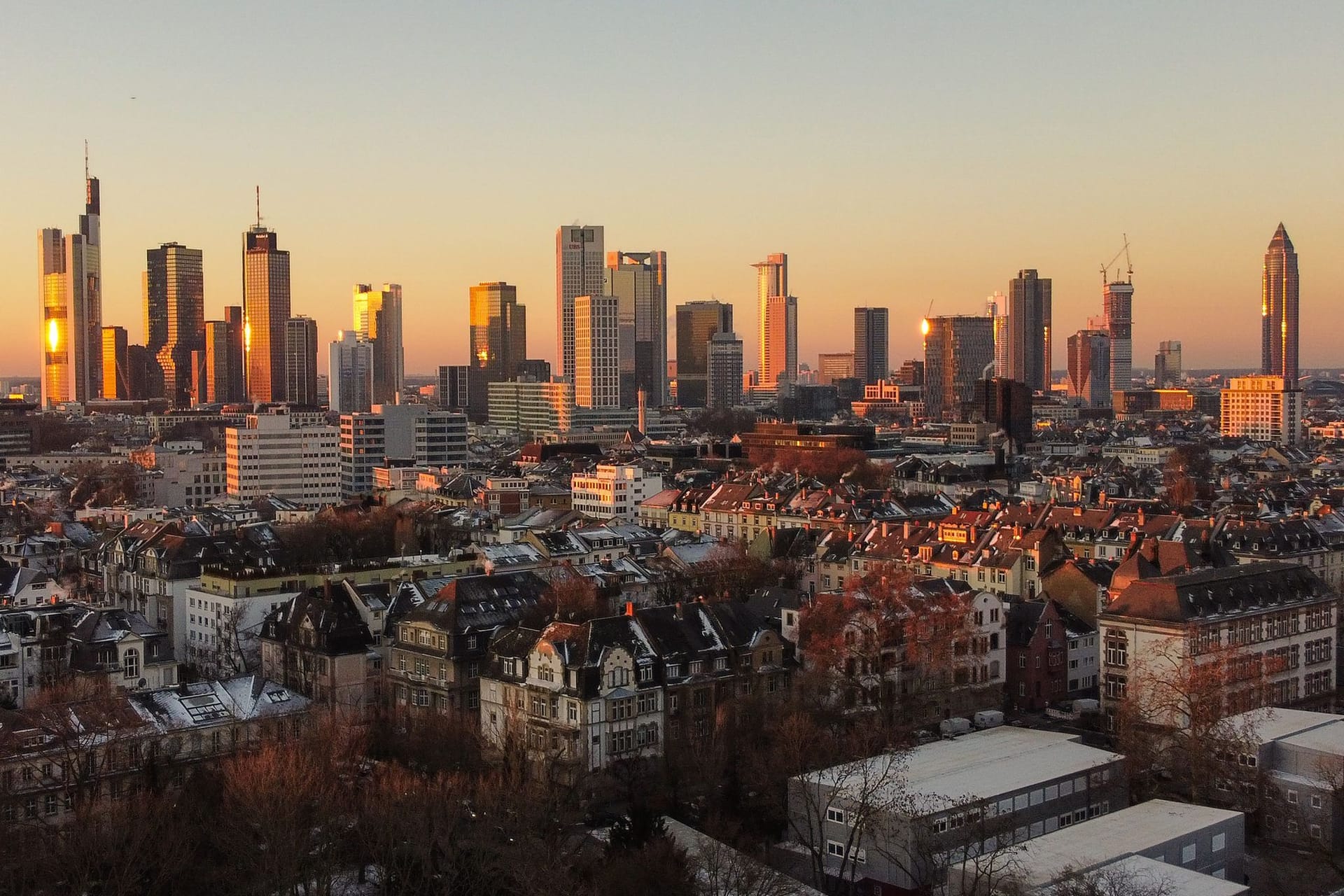 Aufgehende Sonne in Frankfurt