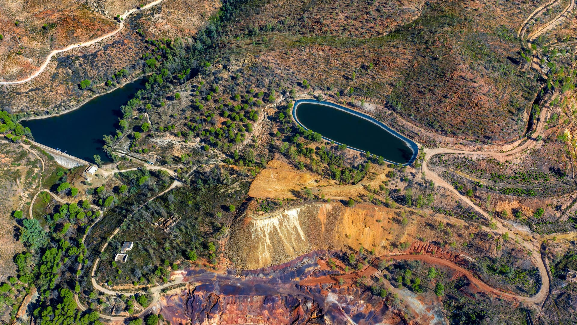 Die Minen von Rio Tinto. Das Kupfer-Schwefel-Tagebaubergwerk in Spanien war bereits in der Antike ein wichtiges Bergbaugebiet. Die boomende Metallindustrie des Römischen Reichs war einer der Verursacher der hohen Bleiverschmutzung in den ersten Jahrhunderten n. Chr.