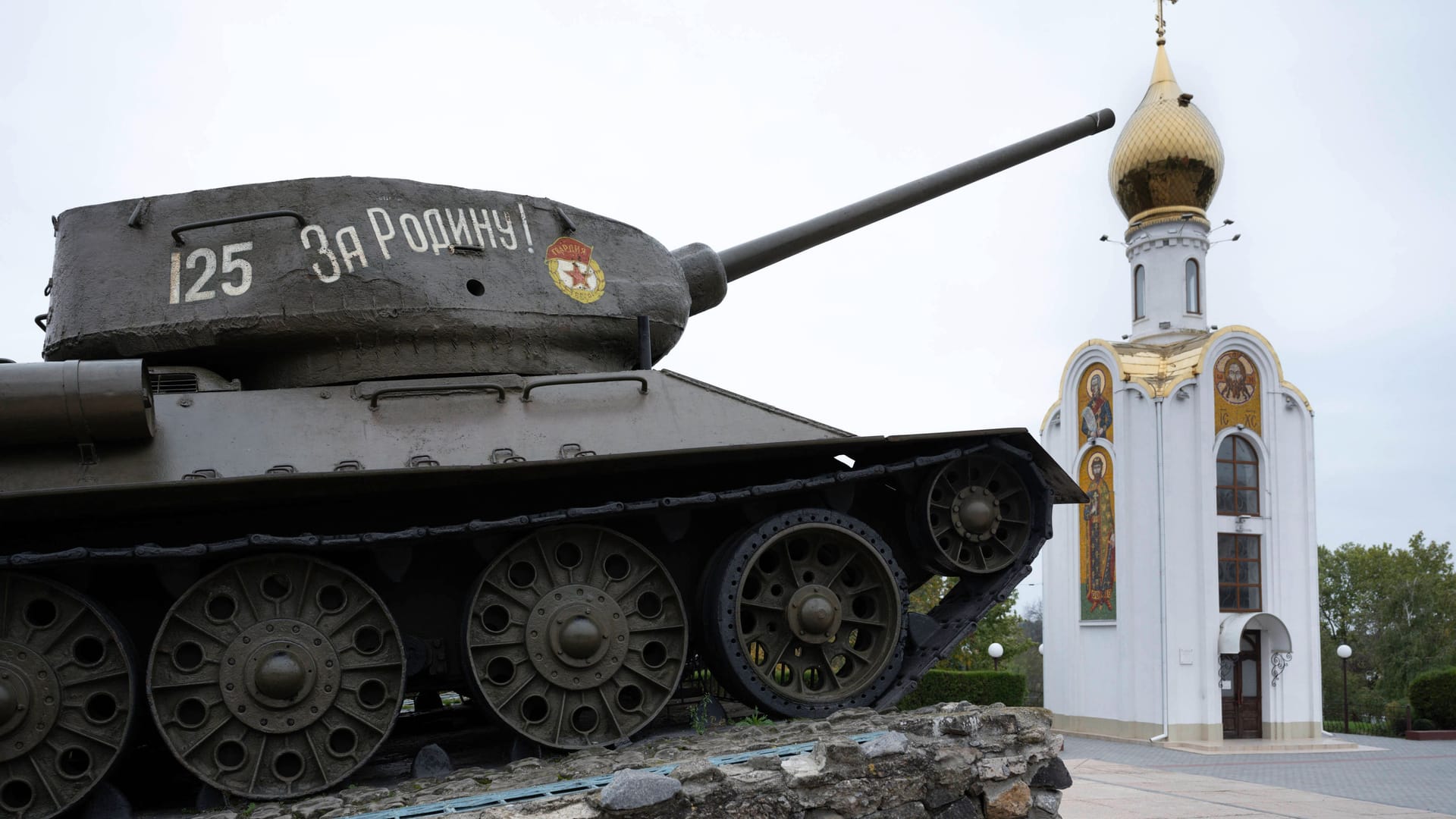 Ein T-34 Panzer an einer Gedenkstätte im transnistrischen Tiraspol: Der abtrünnigen moldawischen Region droht eine schwere Krise.