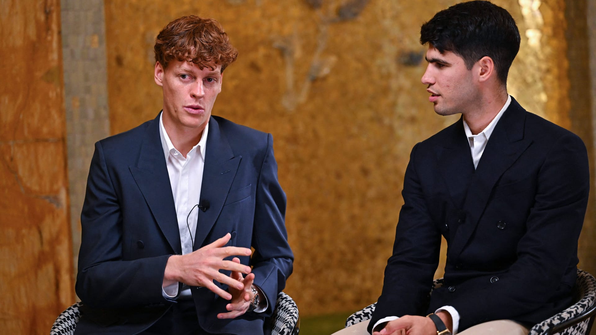 Jannik Sinner (l.) und Carlos Alcaraz zählen zu den besten Spielern ihrer Generation.