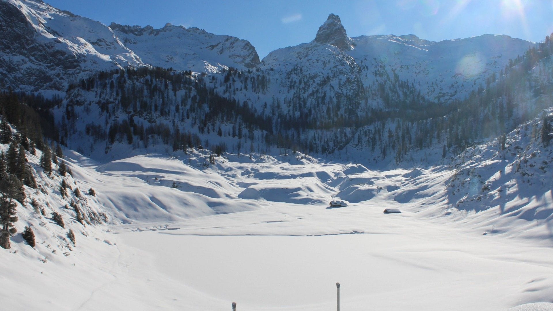 Blick vom Kärlingerhaus am Funtensee: Die Aufnahme einer Webcam zeigt, wie es am Montagvormittag dort aussieht.