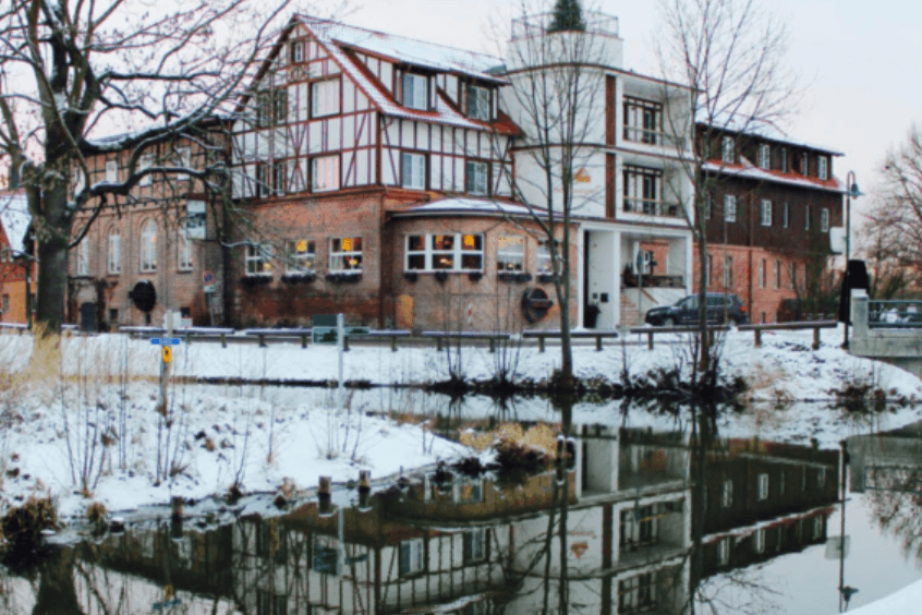 Gönnen Sie sich eine wohlverdiente Pause und entdecken Sie pure Entspannung im idyllischen Spreewald.